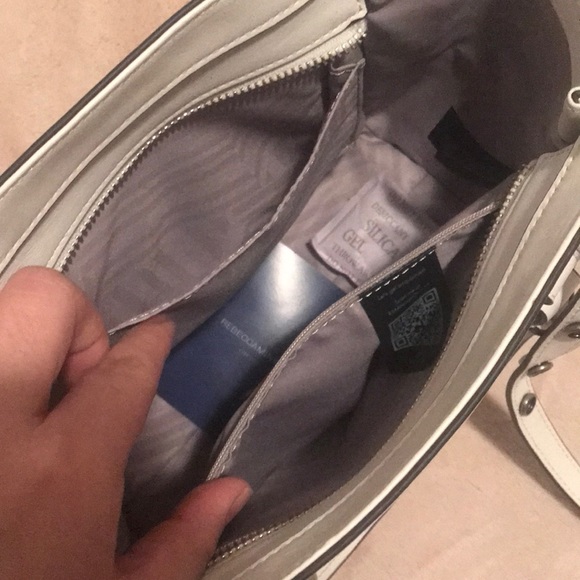 Rebecca Minkoff crossbody - Picture 6 of 8